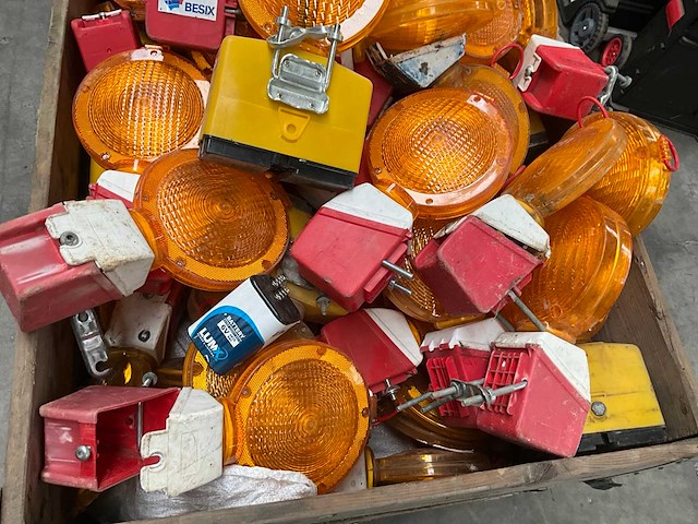 Partij diverse werflampen - afbeelding 6 van  7