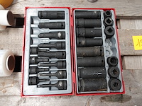 Partij diverse werkgereedschap - afbeelding 4 van  11