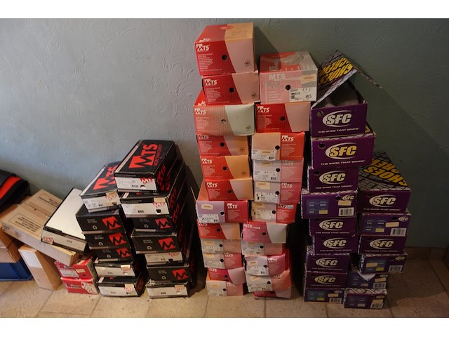Partij diverse werkschoenen - afbeelding 1 van  6