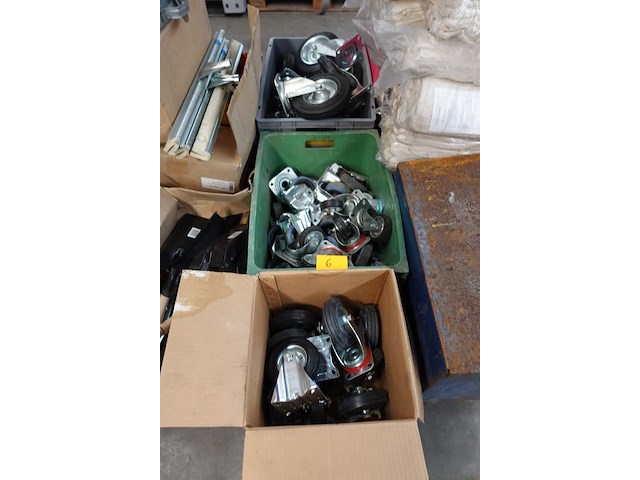 Partij diverse wielen - afbeelding 1 van  4