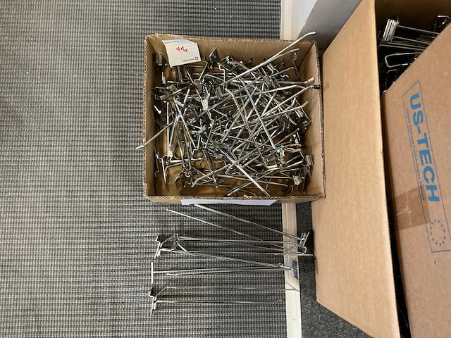 Partij diverse winkelhaken en beugels - afbeelding 3 van  10