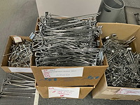 Partij diverse winkelhaken en beugels - afbeelding 4 van  10