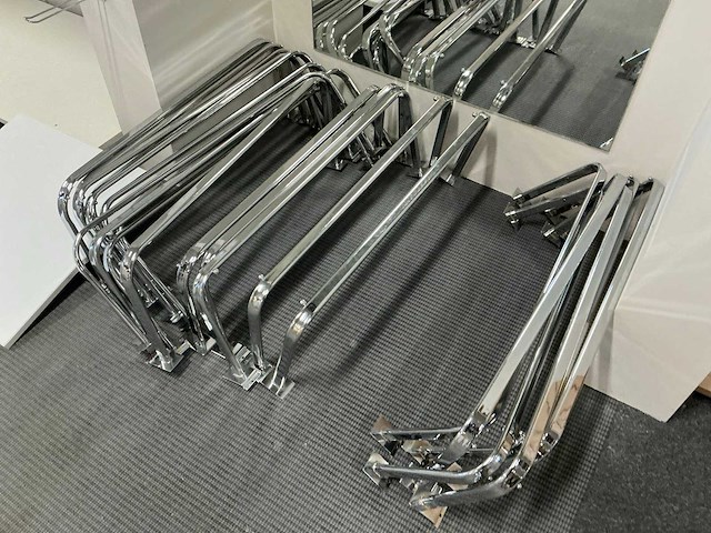 Partij diverse winkelhaken en beugels - afbeelding 10 van  10