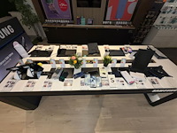 Partij diverse winkelinrichting voor telecomshop - afbeelding 7 van  7
