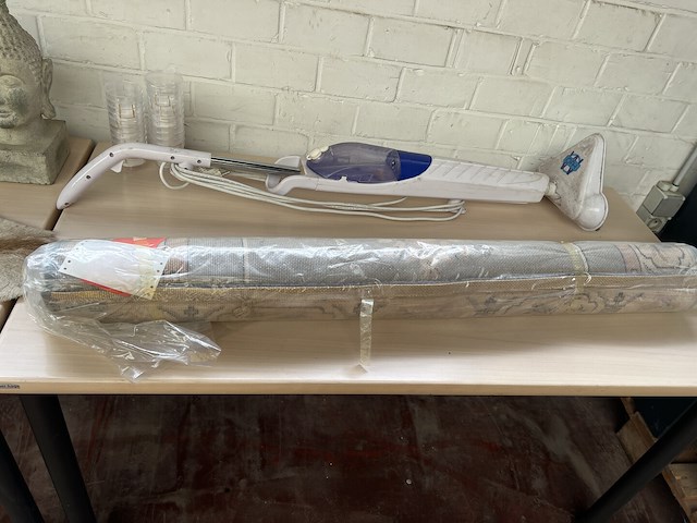 Partij diverse w.o. dierenvel en beeld - afbeelding 6 van  7