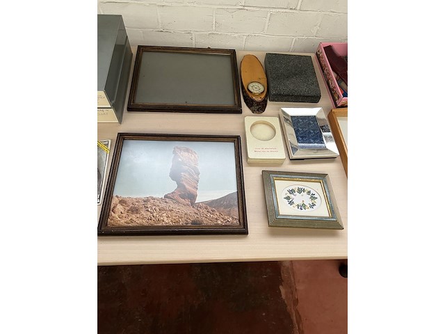 Partij diverse w.o. kaders en glazen - afbeelding 3 van  8