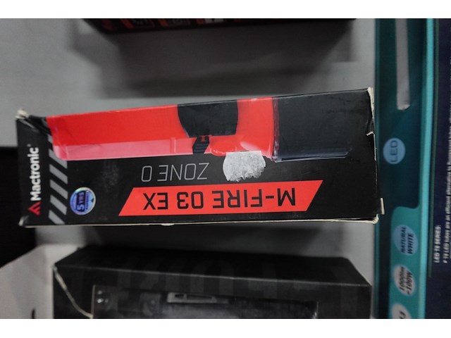 Partij diverse zaklampen - afbeelding 10 van  15