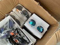 Partij diverse zonnebrillen (ca. 200x) - afbeelding 2 van  2