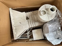 Partij diverse zwembad skimmers en onderdelen - afbeelding 3 van  8