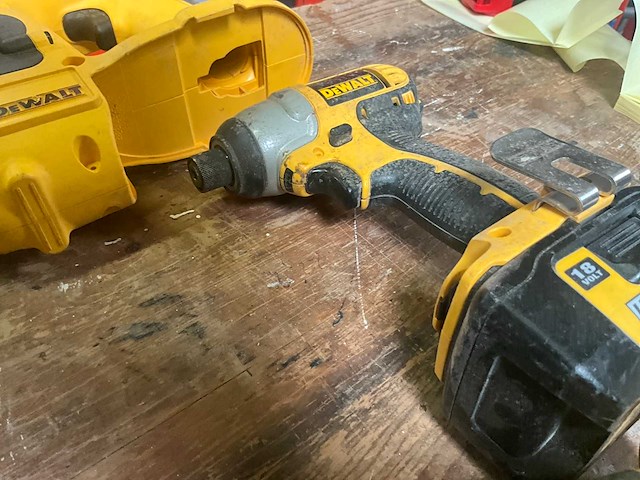 Partij diversen accu dewalt (10x) - afbeelding 5 van  21