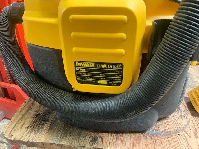 Partij diversen accu dewalt (10x) - afbeelding 18 van  21