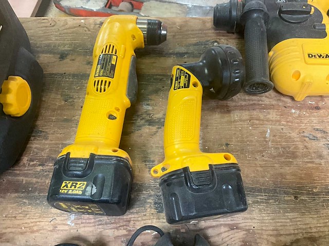 Partij diversen accu dewalt (10x) - afbeelding 21 van  21