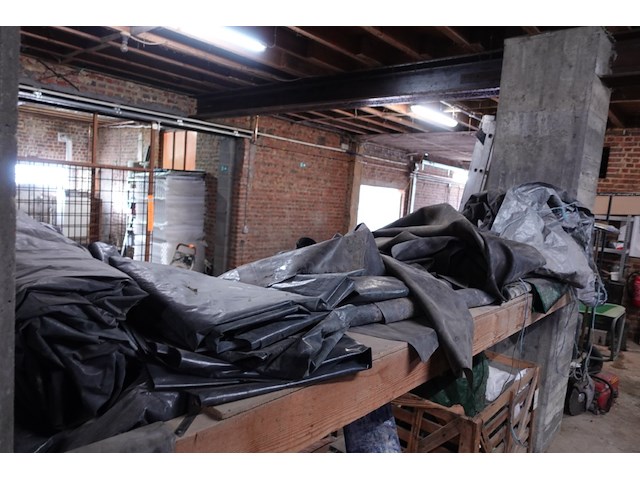 Partij diversen afdekzeil - afbeelding 2 van  2