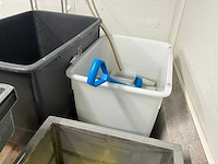 Partij diversen voor reiniging en opbergen - afbeelding 3 van  27