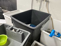 Partij diversen voor reiniging en opbergen - afbeelding 4 van  27