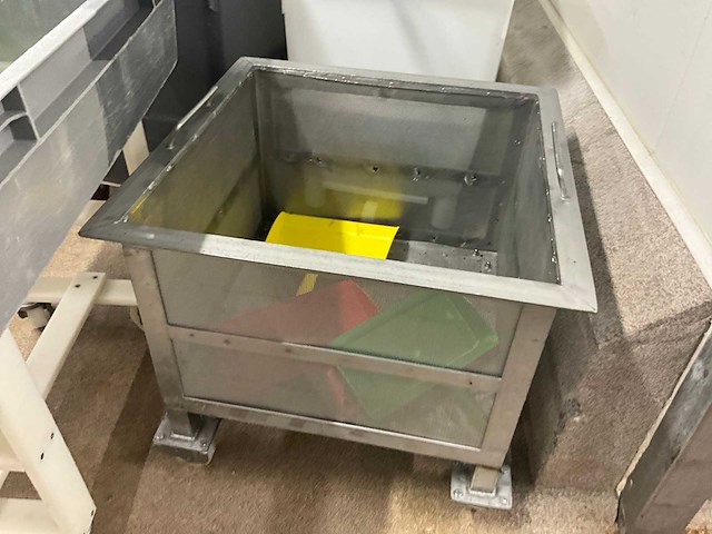 Partij diversen voor reiniging en opbergen - afbeelding 15 van  27