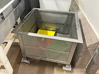 Partij diversen voor reiniging en opbergen - afbeelding 15 van  27