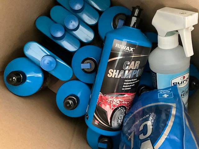 Partij diversen waaronder autoclean producten - afbeelding 4 van  19