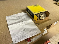 Partij diversen waaronder diverse freeskoppen en toebehoren - afbeelding 7 van  48