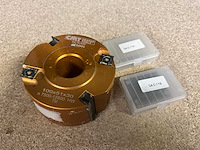 Partij diversen waaronder diverse freeskoppen en toebehoren - afbeelding 18 van  48