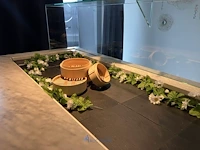 Partij diversen waaronder diverse glazen, imitatieplanten, diverse verpakkingsmaterialen - afbeelding 16 van  26