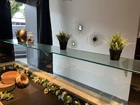 Partij diversen waaronder diverse glazen, imitatieplanten, diverse verpakkingsmaterialen - afbeelding 17 van  26