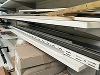 Partij diversen waaronder profielen en haken - afbeelding 6 van  12