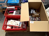 Partij diversen, wo. aanstekers enz. - afbeelding 1 van  4