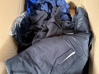 Partij diversen, wo. kleding, sleutelhangers enz. - afbeelding 3 van  5