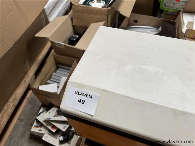 Partij diversen, wo. promo materiaal - afbeelding 1 van  7