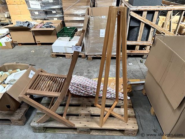 Partij diversen, wo. tuinstoel enz; - afbeelding 1 van  4