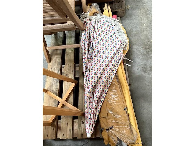 Partij diversen, wo. tuinstoel enz; - afbeelding 4 van  4