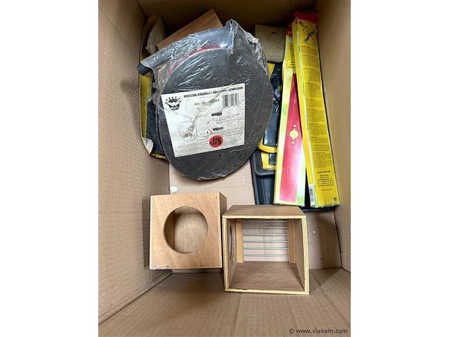 Partij diversen, wo. vuurschalen enz. - afbeelding 2 van  5