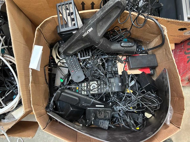 Partij diversen - afbeelding 14 van  14