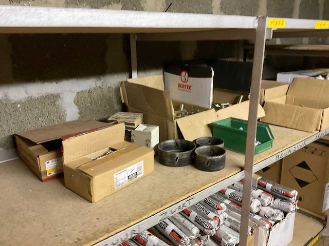 Partij diversen - afbeelding 2 van  9