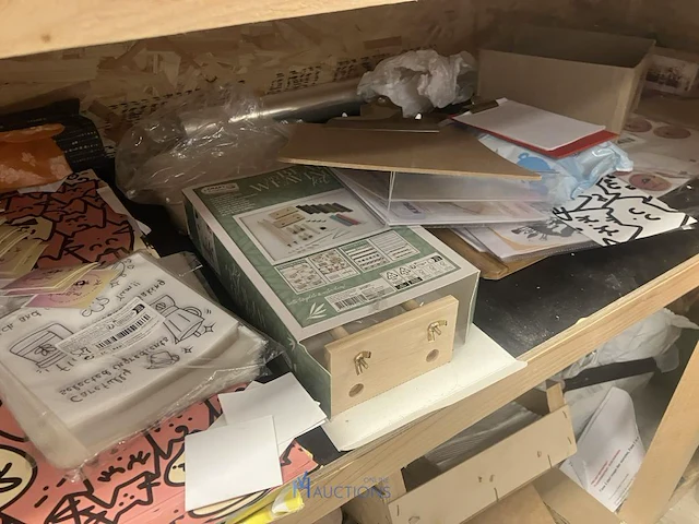Partij diversen - afbeelding 19 van  22