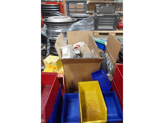 Partij diversen - afbeelding 6 van  9