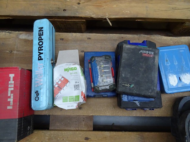 Partij diversen - afbeelding 7 van  10