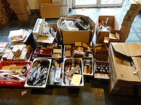 Partij diversen - afbeelding 1 van  20