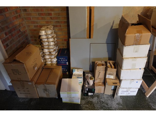 Partij diversen - afbeelding 1 van  9