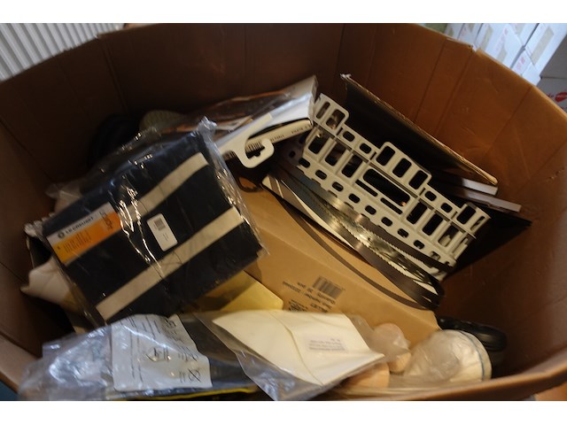 Partij diversen - afbeelding 13 van  20