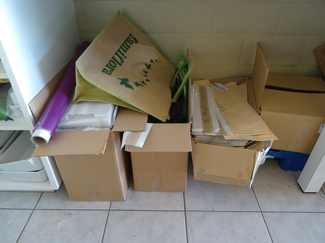 Partij diversen - afbeelding 17 van  21