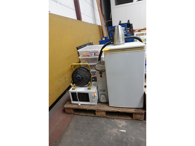 Partij diversen - afbeelding 1 van  8