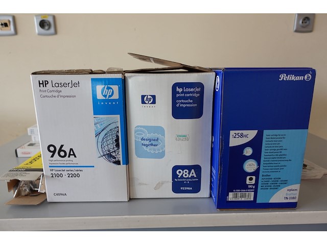 Partij diversen - afbeelding 2 van  9