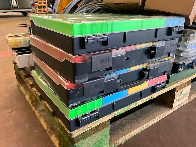 Partij diversen - afbeelding 2 van  15