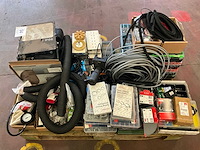 Partij diversen - afbeelding 1 van  15