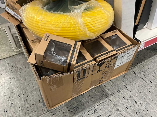 Partij diversen - afbeelding 14 van  21