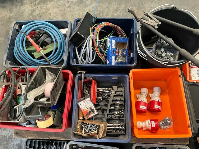 Partij diversen - afbeelding 12 van  22