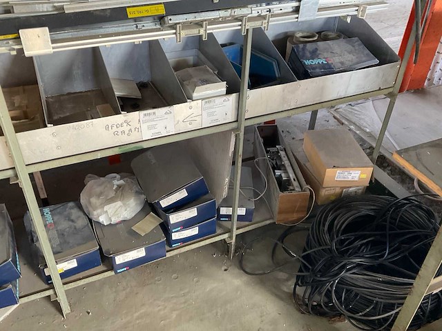 Partij diversen - afbeelding 1 van  1