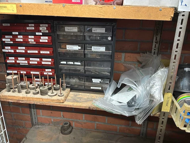 Partij diversen - afbeelding 7 van  9